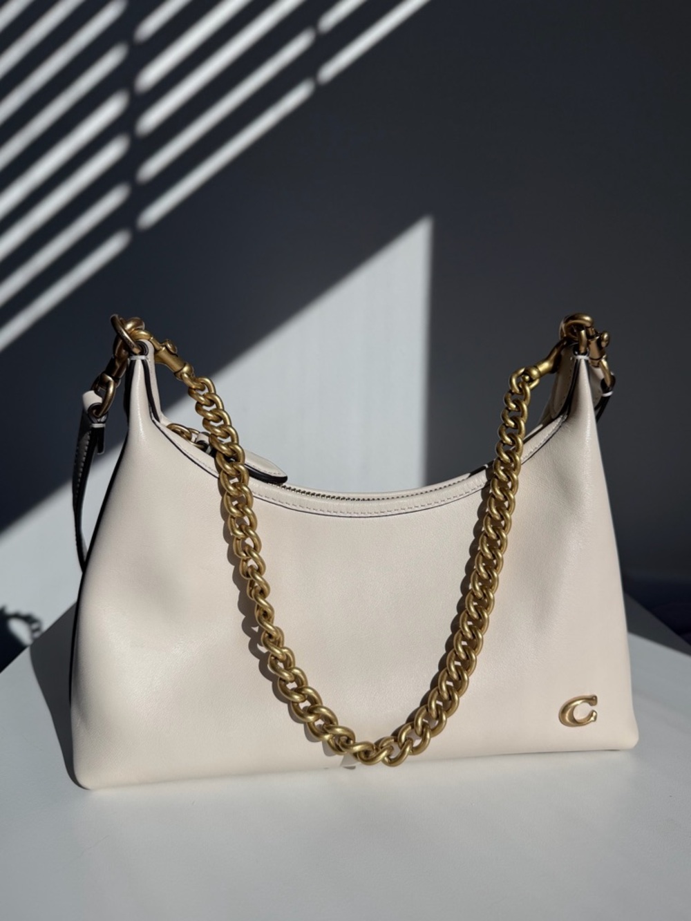 Coach Cream Leather Shoulder Bag with Gold Chain